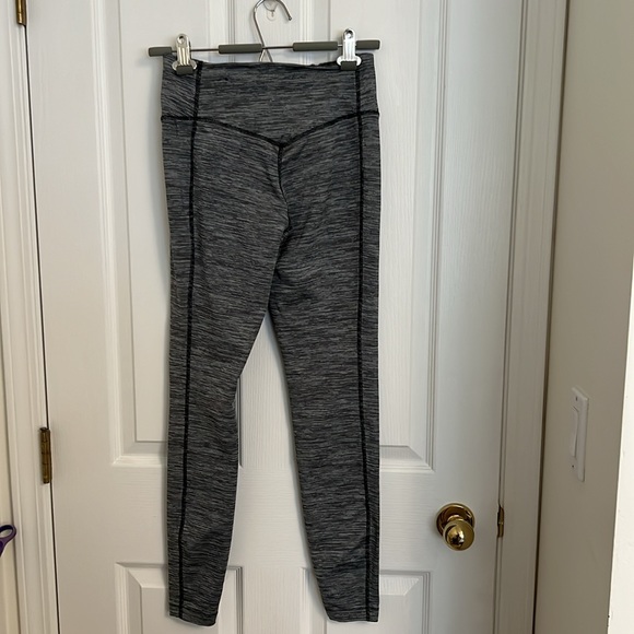 Nike Dri-fit leggings - Picture 2 of 3